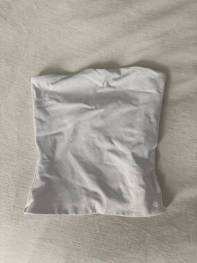 Aritzia Contour Tube Top
